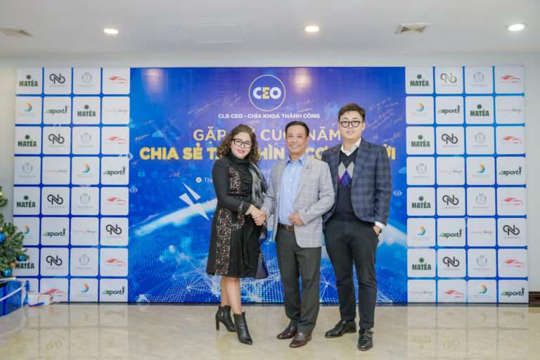 CEONguyễn Thị Dung tham gia gặp gỡ cuối năm CLB CEO chìa khóa thành công