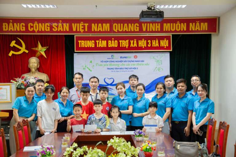 Trao yêu thương cho các em thiếu nhi tại Trung tâm bảo trợ xã hội 3