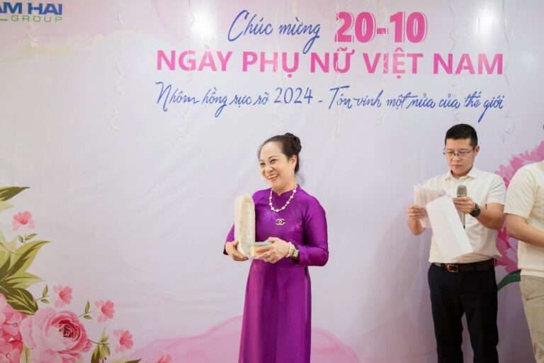 Nam Hải chào mừng ngày phụ nữ Việt Nam: “Tôn vinh một nửa của thế giới”
