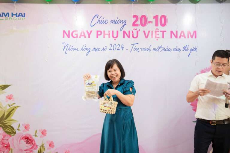 Nam Hải chào mừng ngày phụ nữ Việt Nam: “Tôn vinh một nửa của thế giới”