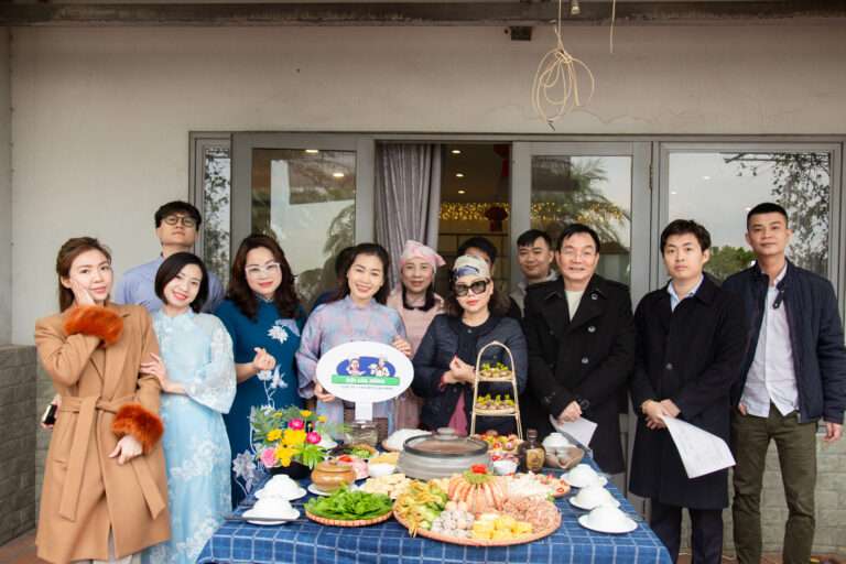 NAM HẢI GROUP TƯNG BỪNG CHÀO MỪNG NGÀY QUỐC TẾ PHỤ NỮ 8/3