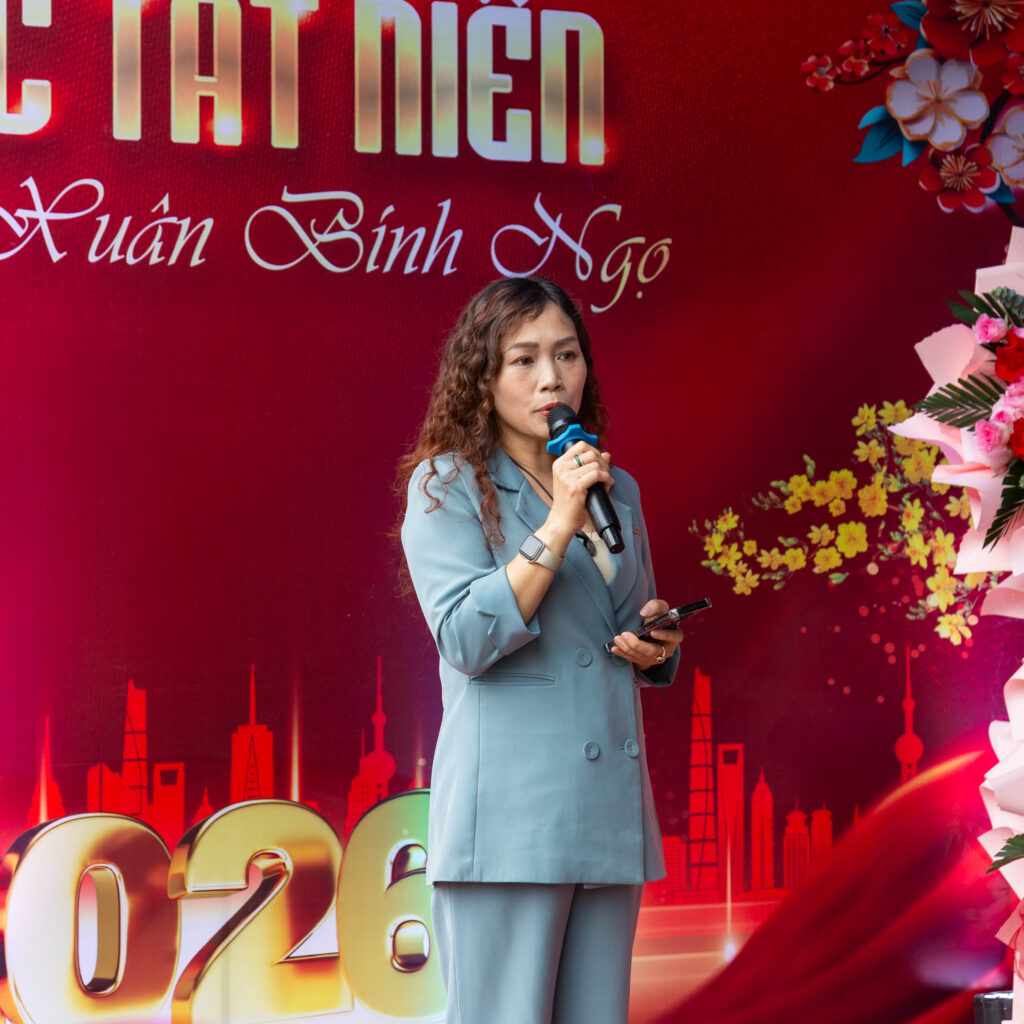 B&agrave; Trần Thị Thu - Gi&aacute;m đốc kinh doanh của Nam Hải Group