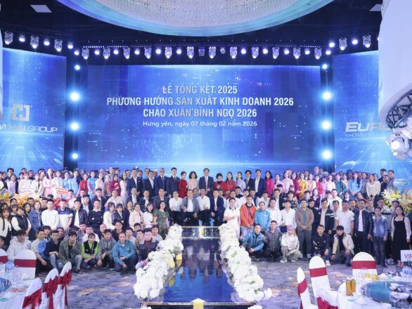 Tất niên 2025 - C